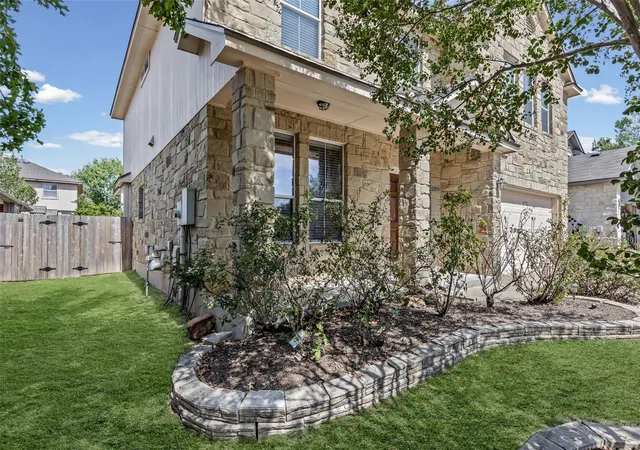 Photo 2 of Single family home for sale at 1704 Mcclannahan Dr, Austin, TX 78748 | MLS# 3177418 | Listing updated on 2026-10-08