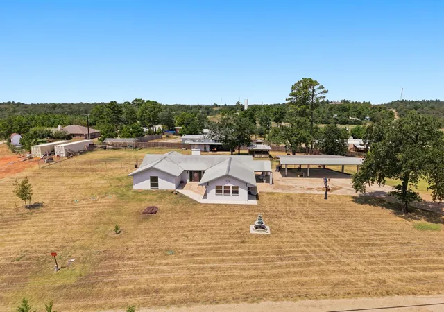 Photo 3 of Single family home for sale at 114 Pinedale Dr, Bastrop, TX 78602 | MLS# 9044966 | Listing updated on 2026-10-09