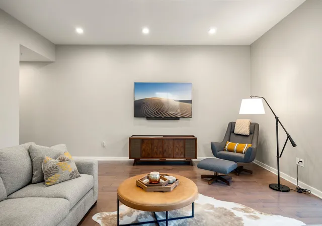 Photo 3 of Condo for sale at 2003 Wilson St #5, Austin, TX 78704 | MLS# 7867197 | Listing updated on 2026-09-24