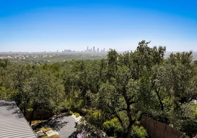 Photo 3 of Sale Pending at 3407 Mount Barker Dr, Austin, TX 78731 | MLS# 4481757 | Listing updated on 2026-10-11