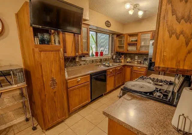 Photo 4 of Single family home for sale at 4801 Cabob St, Austin, TX 78744 | MLS# 3845729 | Listing updated on 2026-09-23