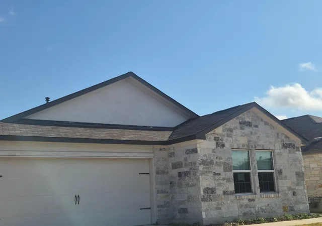Photo 3 of Single family home for sale at 325 Arnage Dr, Hutto, TX 78634 | MLS# 6285049 | Listing updated on 2026-10-28
