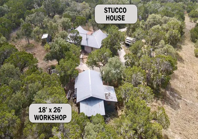 Photo 2 of Single family home for sale at 4640 Cottonwood Rd, Wimberley, TX 78676 | MLS# 4099462 | Listing updated on 2026-10-02