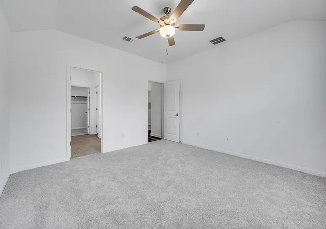 Photo 4 of Sale Pending at 5900 Taunte Dr, Del Valle, TX 78617 | MLS# 9997861 | Listing updated on 2026-09-28