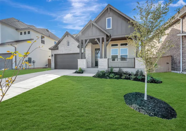 Photo 3 of Single family home for sale at 113 Pinyon Pine Dr, Bastrop, TX 78602 | MLS# 3117037 | Listing updated on 2026-10-29