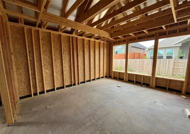 Photo 4 of Single family home for sale at 165 Kapok St, Buda, TX 78610 | MLS# 4248071 | Listing updated on 2026-09-23
