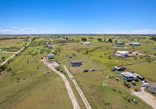 Photo 2 of Manufactured home for sale at 110 Pvr 965 Rd, Taylor, TX 76574 | MLS# 5066738 | Listing updated on 2026-09-23