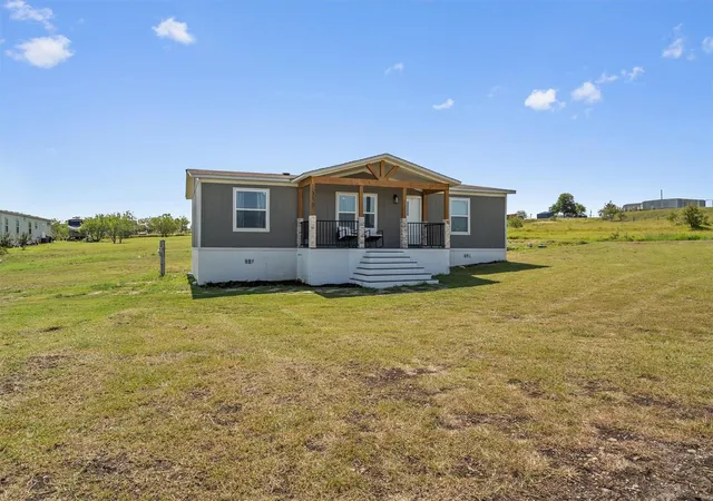 Photo 3 of Manufactured home for sale at 110 Pvr 965 Rd, Taylor, TX 76574 | MLS# 5066738 | Listing updated on 2026-09-23