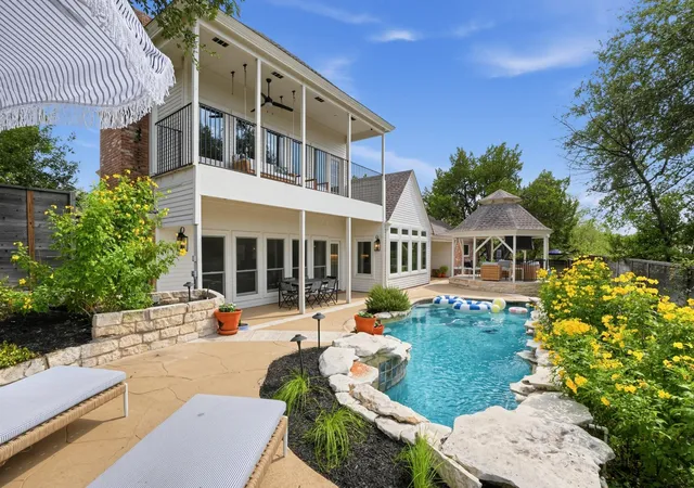 Photo 1 of Single family home for sale at 1908 Winter Park Rd, Austin, TX 78746 | MLS# 9202461 | Listing updated on 2026-10-09