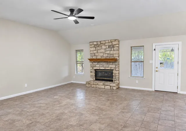 Photo 2 of Single family home for sale at 306 Debora Dr, Georgetown, TX 78628 | MLS# 5755295 | Listing updated on 2026-10-06