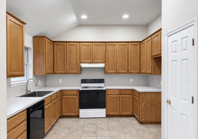 Photo 4 of Single family home for sale at 306 Debora Dr, Georgetown, TX 78628 | MLS# 5755295 | Listing updated on 2026-10-06