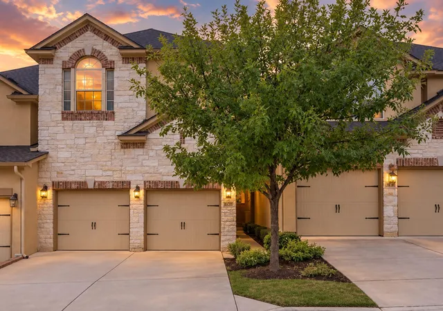 Condo for sale at 15217 Glen Heather Dr, Lakeway, TX 78734 | MLS# 1558622