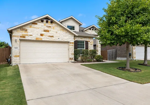 Photo 2 of Single family home for sale at 8042 Arezzo Dr, Round Rock, TX 78665 | MLS# 6327969 | Listing updated on 2026-10-06
