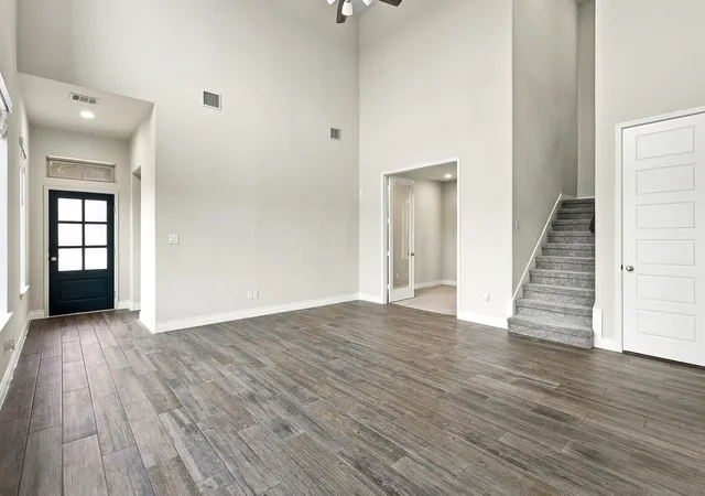 Photo 3 of Single family home for sale at 224 Rosebush Dr, Liberty Hill, TX 78642 | MLS# 6265033 | Listing updated on 2026-10-28
