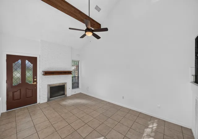 Photo 3 of Condo for sale at 10819 Crown Colony Dr #4, Austin, TX 78747 | MLS# 6639581 | Listing updated on 2026-10-06