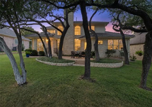 Photo 3 of Single family home for sale at 34 Tiburon Dr, The Hills, TX 78738 | MLS# 5463973 | Listing updated on 2026-10-05