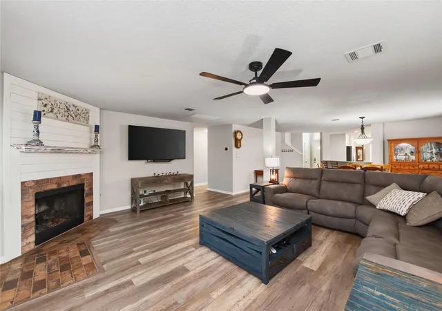 Photo 4 of Single family home for sale at 2510 Eastwood Ln, Round Rock, TX 78664 | MLS# 8024995 | Listing updated on 2026-10-02