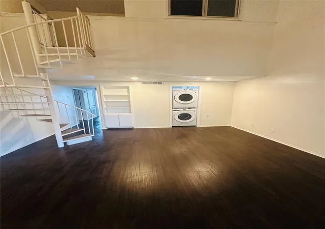 Photo 2 of Condo for sale at 2401 Leon St #307, Austin, TX 78705 | MLS# 7108499 | Listing updated on 2026-09-25