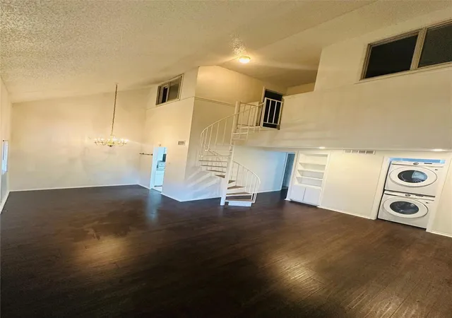 Photo 3 of Condo for sale at 2401 Leon St #307, Austin, TX 78705 | MLS# 7108499 | Listing updated on 2026-09-25
