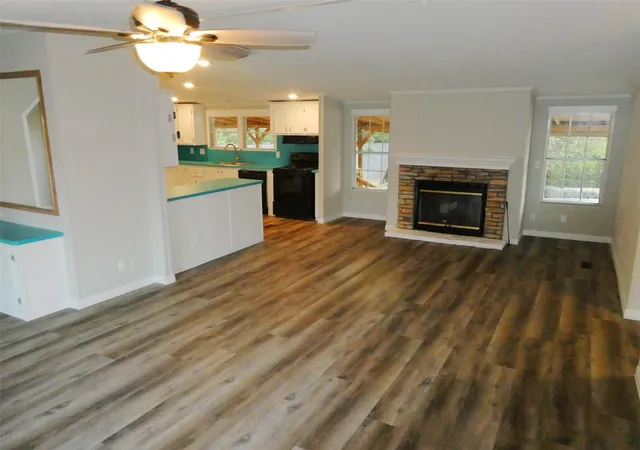 Photo 3 of Manufactured home for sale at 1227 Highway 71 W, Smithville, TX 78957 | MLS# 6888371 | Listing updated on 2026-09-25