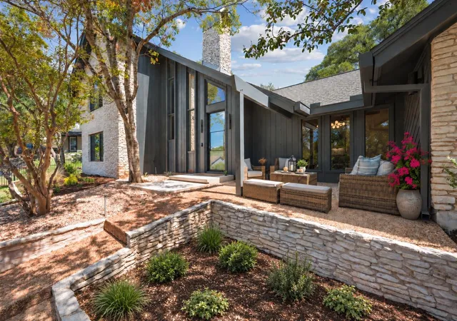 Photo 3 of Single family home for sale at 2308 Cypress Pt E, Austin, TX 78746 | MLS# 5919876 | Listing updated on 2026-09-25