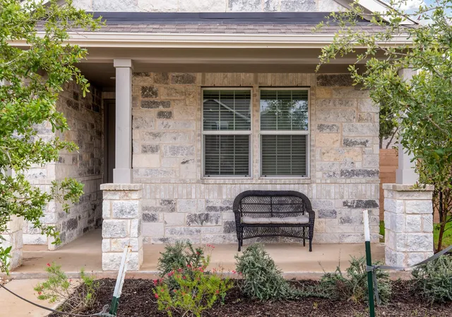 Photo 2 of Single family home for sale at 117 Alistair Dr, Georgetown, TX 78633 | MLS# 1817784 | Listing updated on 2026-10-26