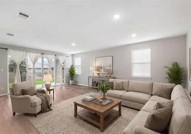 Photo 3 of Single family home for sale at 117 Alistair Dr, Georgetown, TX 78633 | MLS# 1817784 | Listing updated on 2026-10-26
