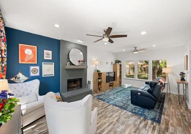 Photo 2 of Single family home for sale at 8002 Willet Trl, Austin, TX 78745 | MLS# 8581578 | Listing updated on 2026-10-18