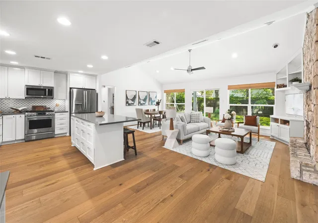Photo 3 of Single family home for sale at 4602 Trail Crst Cir, Austin, TX 78735 | MLS# 4999346 | Listing updated on 2026-10-04