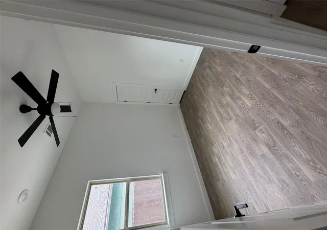 Photo 3 of Single family home for sale at 710 Bland St, Taylor, TX 76574 | MLS# 4231898 | Listing updated on 2026-10-04
