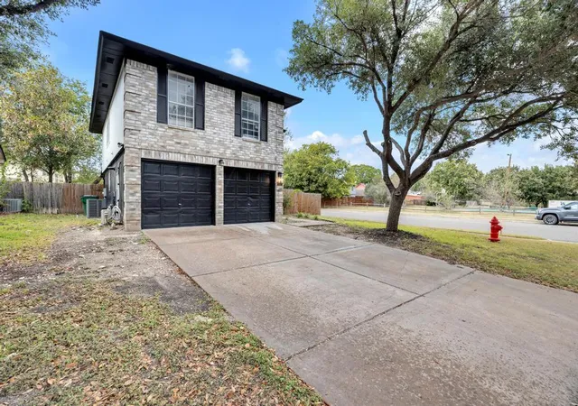 Photo 2 of Single family home for sale at 600 Smoke Signal Pass, Pflugerville, TX 78660 | MLS# 4200981 | Listing updated on 2026-09-24