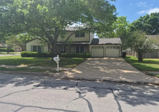 Photo 1 of Single family home for sale at 1601 E Messick Loop, Round Rock, TX 78681 | MLS# 6103849 | Listing updated on 2026-09-29