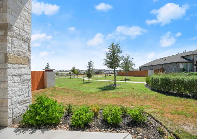 Photo 4 of Single family home for sale at 321 Langhorne Bnd, Liberty Hill, TX 78642 | MLS# 3316736 | Listing updated on 2026-10-06