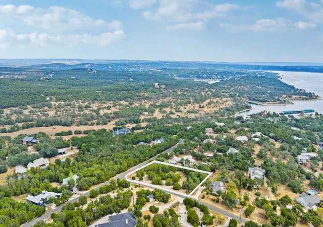 Photo 4 of Land for sale at 927 Debco Ln, Spicewood, TX 78669 | MLS# 4525514 | Listing updated on 2026-09-28