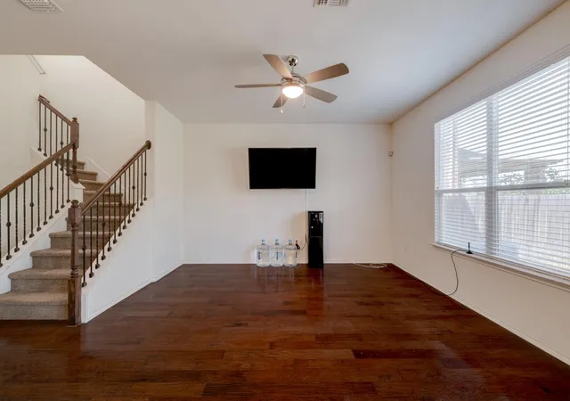 Photo 4 of Single family home for sale at 1404 Verdana Dr, Austin, TX 78753 | MLS# 8832845 | Listing updated on 2026-10-07