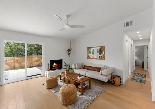 Photo 4 of Single family home for sale at 2512 Mcgregor Dr, Austin, TX 78745 | MLS# 1249305 | Listing updated on 2026-10-08