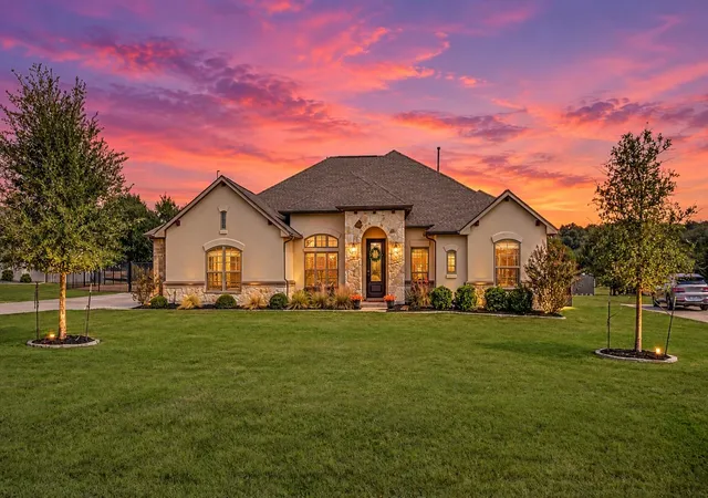 Photo 1 of Single family home for sale at 1861 Nature View Loop, Driftwood, TX 78619 | MLS# 9452910 | Listing updated on 2026-10-05