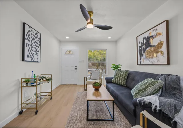 Photo 1 of Single family home for sale at 6706 Colony Park Dr, Austin, TX 78724 | MLS# 2395383 | Listing updated on 2026-10-19