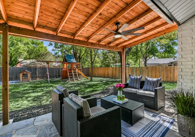 Photo 3 of Single family home for sale at 1700 Colony Crk Dr, Austin, TX 78758 | MLS# 8275828 | Listing updated on 2026-10-08