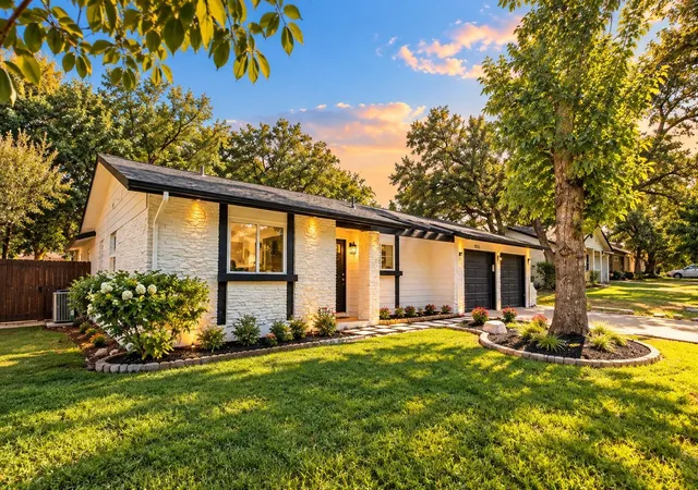 Photo 2 of Single family home for sale at 9313 Longvale Dr, Austin, TX 78729 | MLS# 1608031 | Listing updated on 2026-10-12