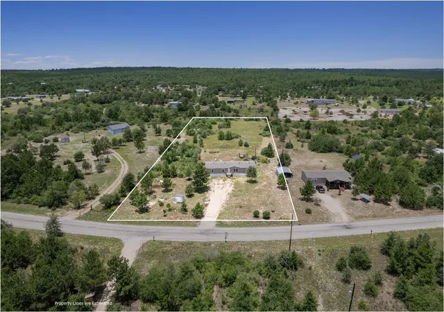 Photo 1 of Manufactured home for sale at 178 Ponderosa Loop, Paige, TX 78659 | MLS# 3715857 | Listing updated on 2026-09-25