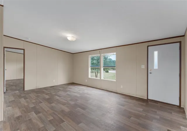 Photo 3 of Manufactured home for sale at 178 Ponderosa Loop, Paige, TX 78659 | MLS# 3715857 | Listing updated on 2026-09-25