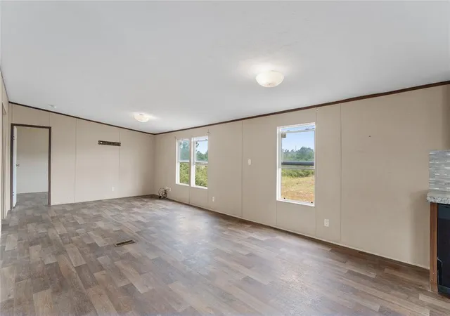 Photo 4 of Manufactured home for sale at 178 Ponderosa Loop, Paige, TX 78659 | MLS# 3715857 | Listing updated on 2026-09-25