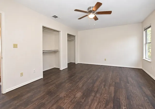 Photo 3 of House for sale at 921-923 Sagewood Trl, San Marcos, TX 78666 | MLS# 3582174 | Listing updated on 2026-09-30