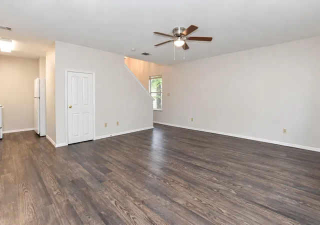 Photo 4 of House for sale at 921-923 Sagewood Trl, San Marcos, TX 78666 | MLS# 3582174 | Listing updated on 2026-09-30