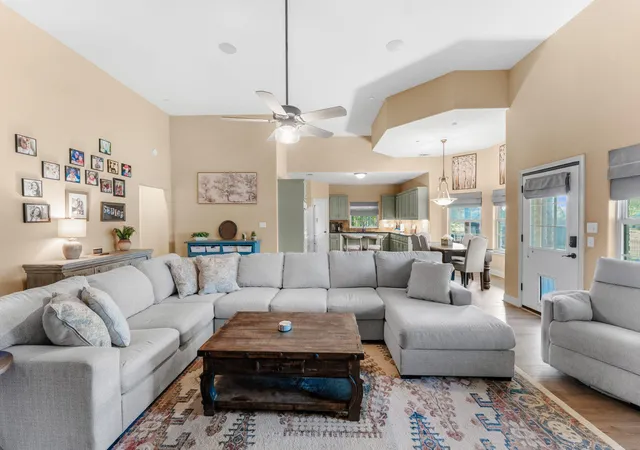 Photo 4 of Single family home for sale at 147 Konahuanui Ln, Bastrop, TX 78602 | MLS# 5542003 | Listing updated on 2026-10-09