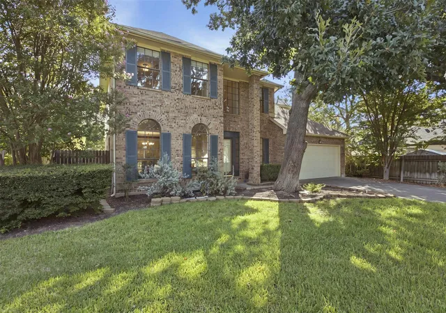 Photo 2 of Single family home for sale at 1221 Thistle Trl, Cedar Park, TX 78613 | MLS# 6085461 | Listing updated on 2026-10-07