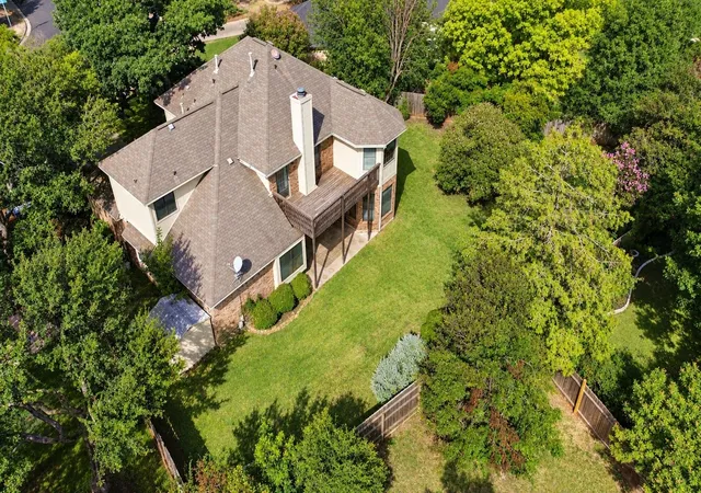 Photo 3 of Single family home for sale at 1221 Thistle Trl, Cedar Park, TX 78613 | MLS# 6085461 | Listing updated on 2026-10-07