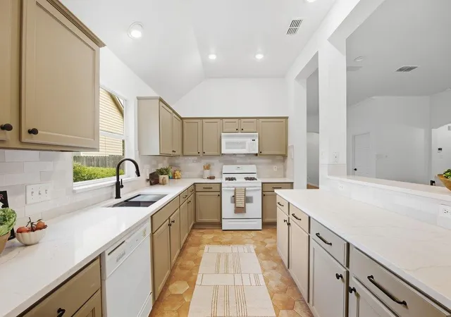 Photo 3 of Sale Pending at 8804 Little Laura Dr, Austin, TX 78757 | MLS# 2541366 | Listing updated on 2026-10-07