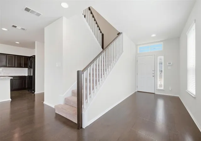 Photo 3 of Single family home for sale at 7924 Castelardo Pl, Round Rock, TX 78665 | MLS# 6989392 | Listing updated on 2026-10-06